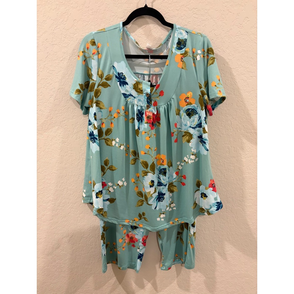 Floral Pajama Set Mint Green Short Sleeve Henley Top and Shorts 2 Piece XL